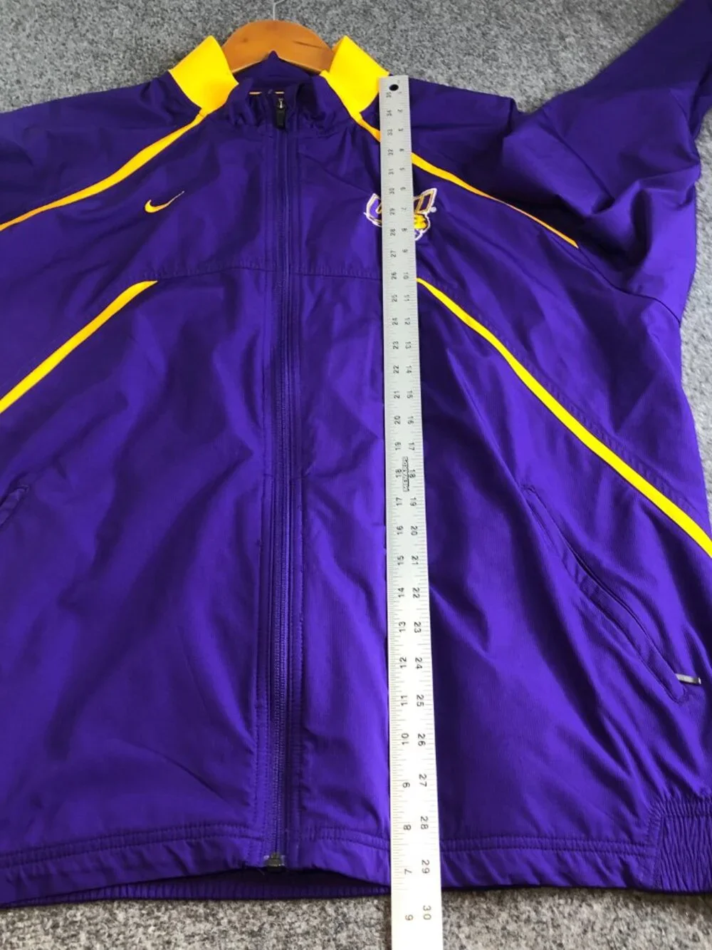 Nike Northern Iowa Panthers Jacket Mens XL Purple Vintage StormFIT Full Zip